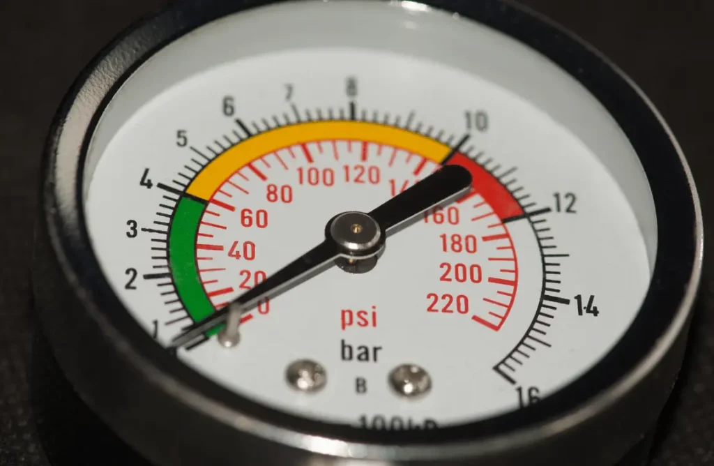 how to read a tire pressure gauge