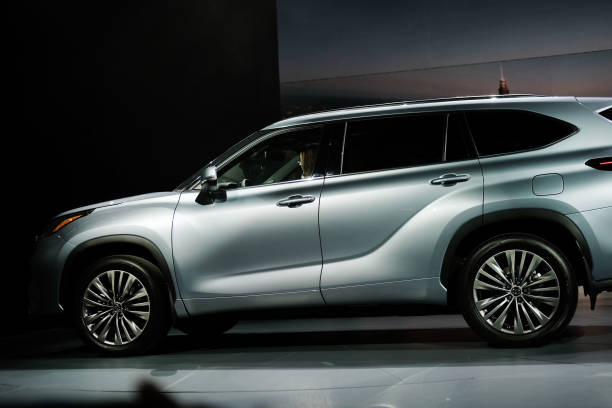 Toyota Highlander is displayed