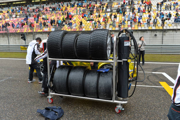 tire checking for setup on vehicles