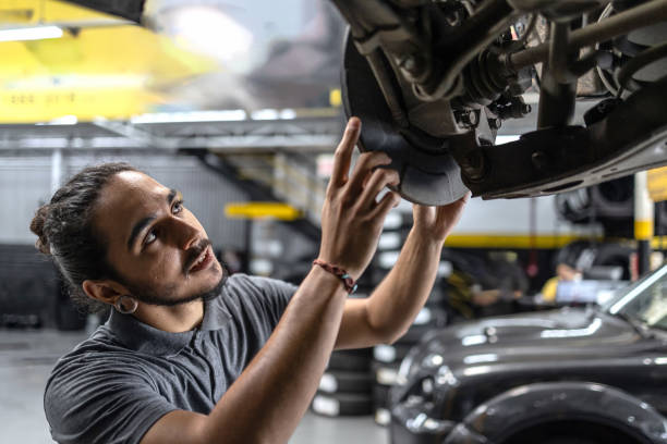 servicing a car brake disk 