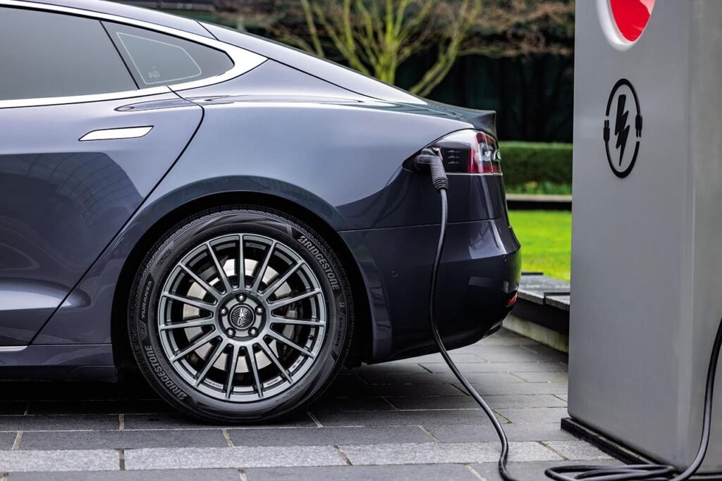 How to Choose Tires for Electric Vehicles?